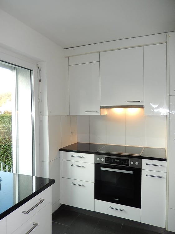 helle, moderne 3-Zimmerwohnung mit Gartensitzplatz 9