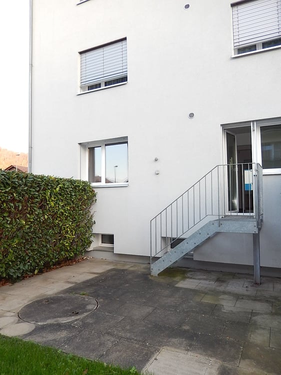 helle, moderne 3-Zimmerwohnung mit Gartensitzplatz 10