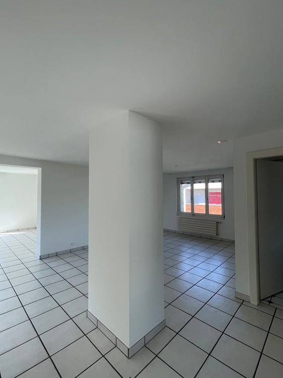 5.5-Zimmer-Maisonette-Wohnung inkl. Garage und Autoabstellplatz 8