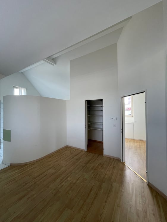 5.5-Zimmer-Maisonette-Wohnung inkl. Garage und Autoabstellplatz 24
