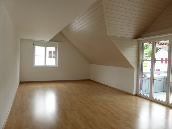 Grosszügige 6.5-Zimmer-Maisonette-Wohnung in Zeiningen 5