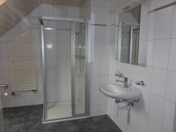 Grosszügige 6.5-Zimmer-Maisonette-Wohnung in Zeiningen 12