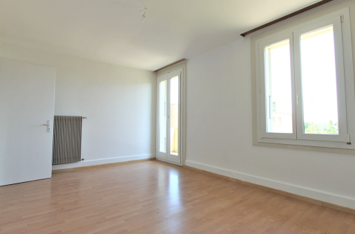 Immeuble de rendement idéalement situé à Hauterive – 6 appartements à 5 minutes à pied du lac 2