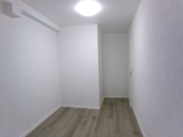 Très joli appartement 2 pièces rénové ** 1ère location ** 3