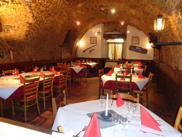 Restaurant très connu avec Pizzeria 2
