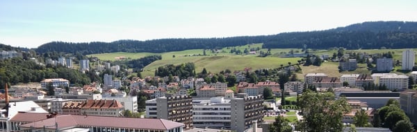 Joli appartement dans quartier calme ** avec balcon ** 4