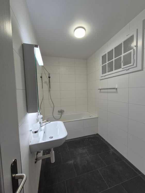 Charmante 5-Zimmerwohnung in Bern 9