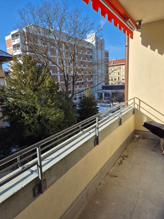 Charmante 5-Zimmerwohnung in Bern 12