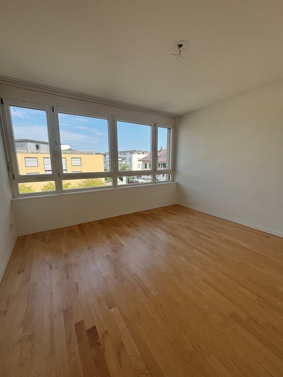 Grosszügige Attika-Wohnung mit grosser Terrasse im Herzen von Worb 6