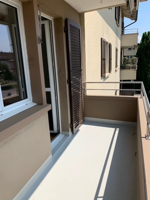Sonnige 4-Zimmer-Wohnung mit Balkon in Dotzigen 8