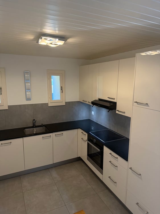 Charmant appartement de 4.5 pièces à Yvorne – À louer dès maintenant 2