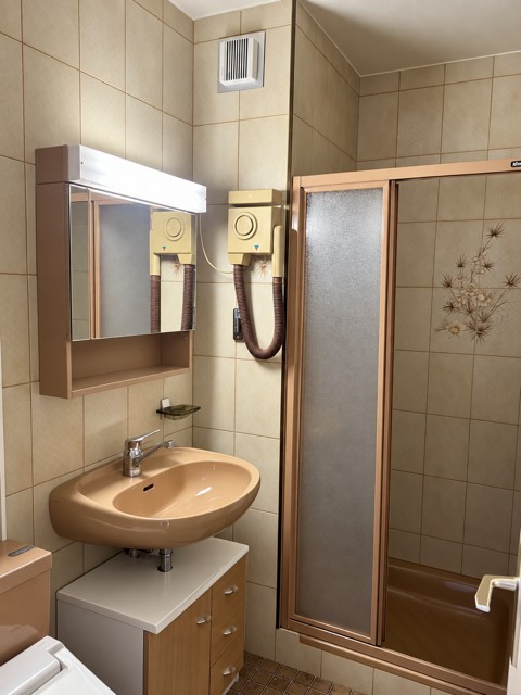 Spacieux appartement de 5 pièces avec vue lac à Corseaux 6