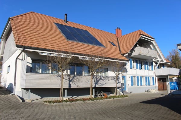 grosszügige 3.5-Zi-Dachwohnung mit wunderbarer Aussicht!
