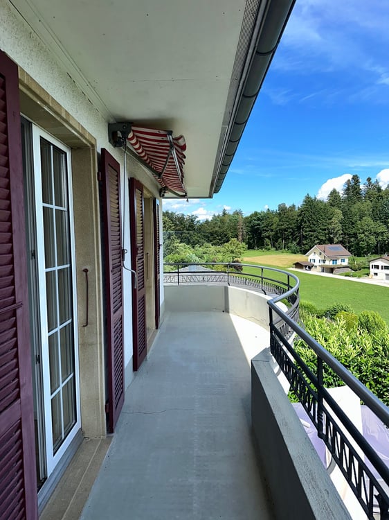 wunderschöne 5.5 Zimmer Maisonette-Wohnung mit Top-Aussicht in Grossaffoltern 19