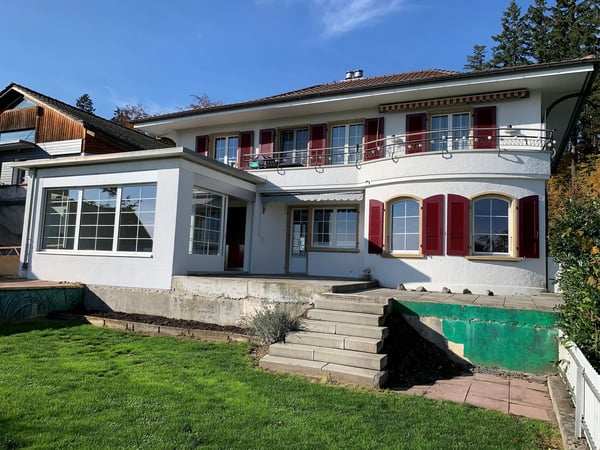 wunderschöne 5.5 Zimmer Maisonette-Wohnung mit Top-Aussicht in Grossaffoltern 1