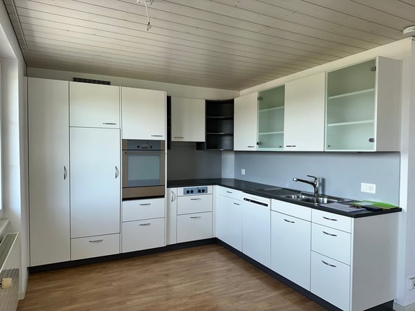 wunderschöne 5.5 Zimmer Maisonette-Wohnung mit Top-Aussicht in Grossaffoltern 3