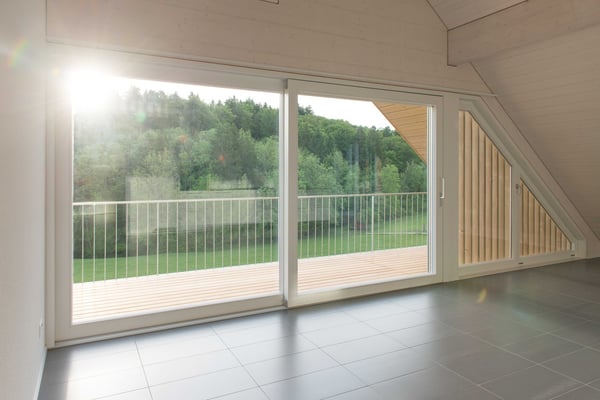 Grosszügige, moderne 4 1/2-Zimmer-Dachwohnung mit Galerie und Sicht ins Grüne in Rapperswil / BE 4