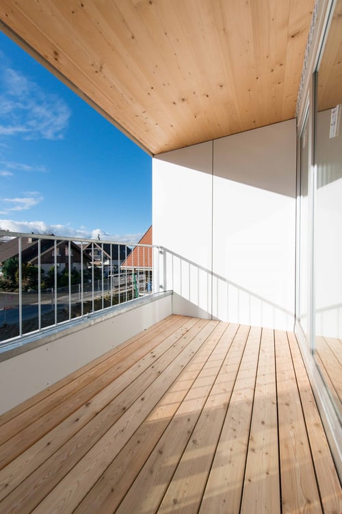 Grosszügige, moderne 4 1/2-Zimmer-Dachwohnung mit Galerie und Sicht ins Grüne in Rapperswil / BE 6