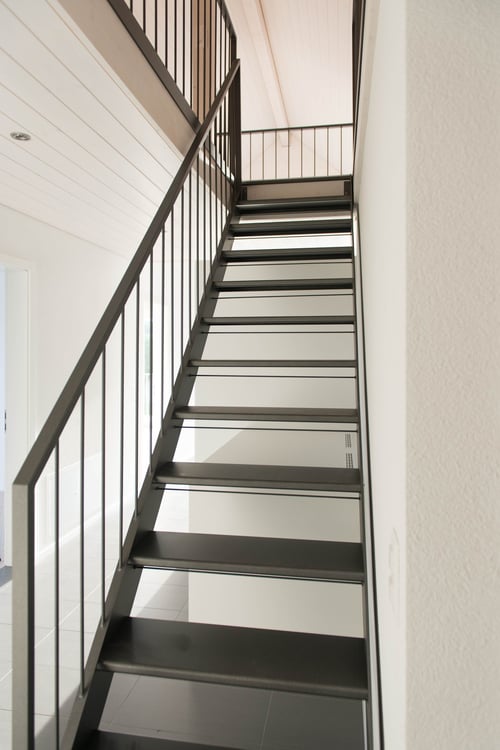 Grosszügige, moderne 4 1/2-Zimmer-Dachwohnung mit Galerie und Sicht ins Grüne in Rapperswil / BE 8