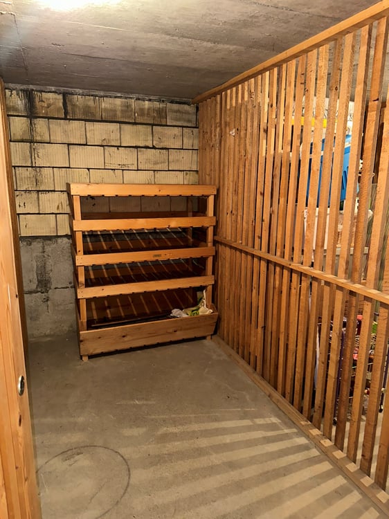 ältere 3-Zimmer-Altbau-Dachwohnung an ruhiger Lage in Gasel, Gde. Köniz 14