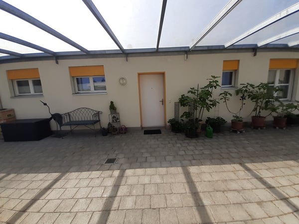sehr charmante 3.5-Zi-Attika-Wohnung an der Aarbergstrasse 37, Lyss 11