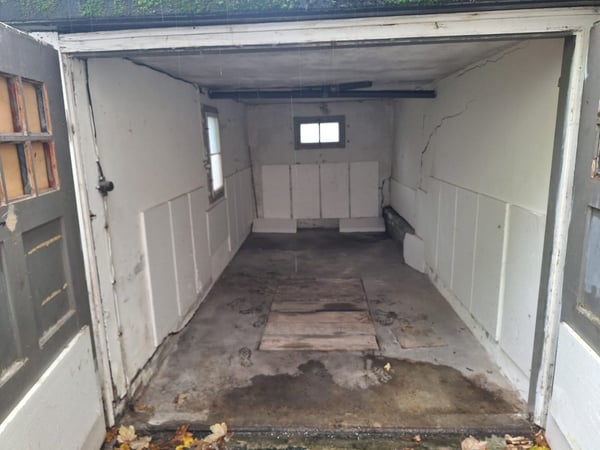 Einzelgarage in Grenchen zu vermieten, mit Abstellplatz vor Tor 4