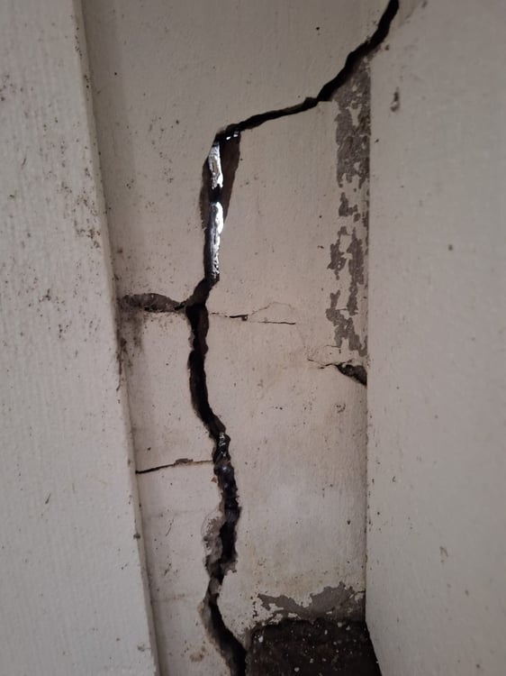 Einzelgarage in Grenchen zu vermieten, mit Abstellplatz vor Tor 2