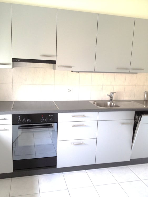 Grosse 1 Zimmerwohnung Biel zu vermieten 4