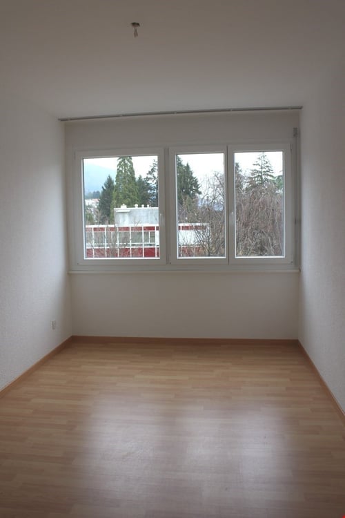 4 1/2 Zi-Wohnung in Biel zu vermieten 4