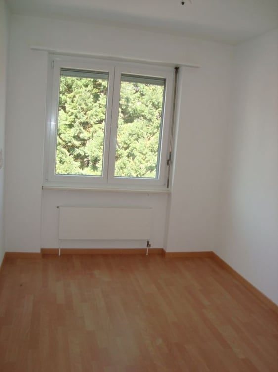 4 1/2 Zi-Wohnung in Biel direkt am Wald 5