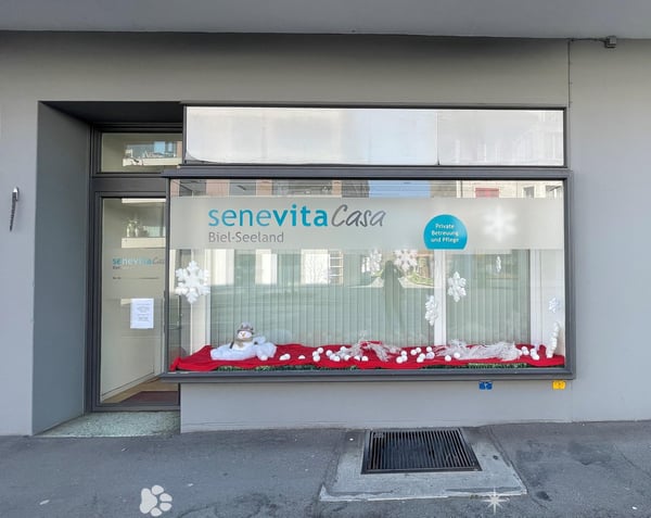 Laden mit grossem Schaufenster, 1 Räumen, WC und Parkplatz 4