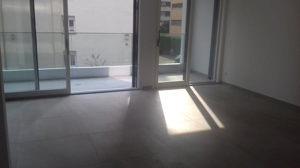 Lugano - Vendesi soleggiato appartamento di 2,5 locali 5