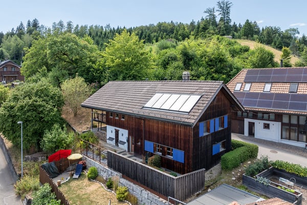 Ein Haus für Romantiker und eine Baulandparzelle mit Potential 1