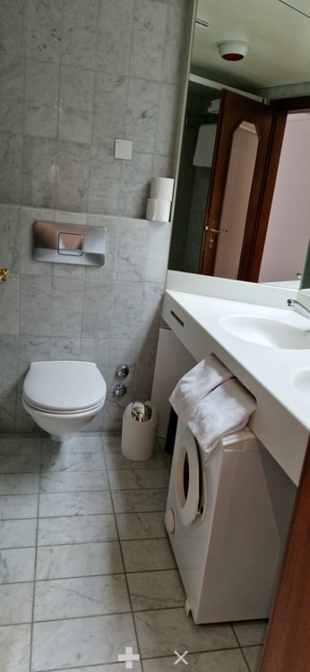 Studio möbliert mit Service 7