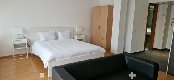 Studio möbliert mit Service 6