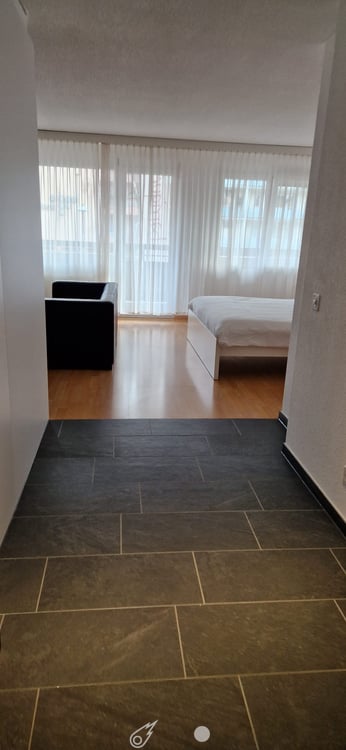 Studio möbliert mit Service 2