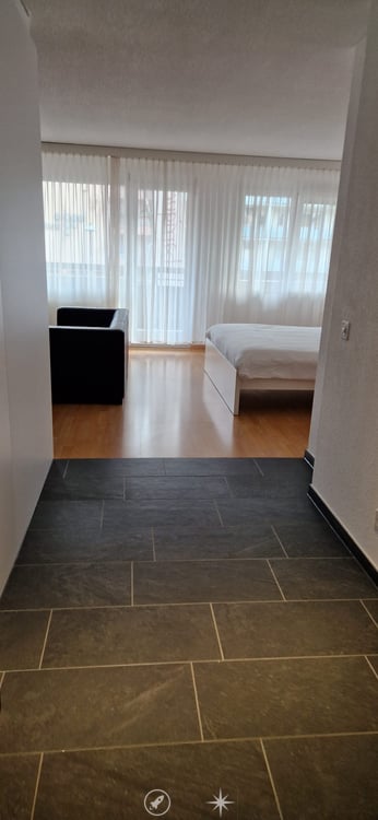 Studio möbliert mit Service 2