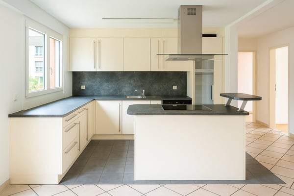Moderne 3-Zimmer-Wohnung in Bülach 1
