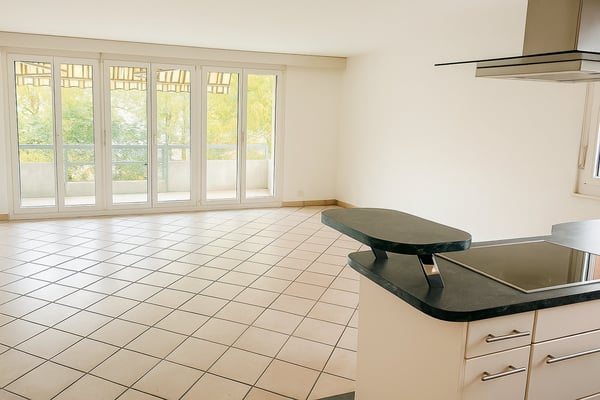Moderne 3-Zimmer-Wohnung in Bülach 2