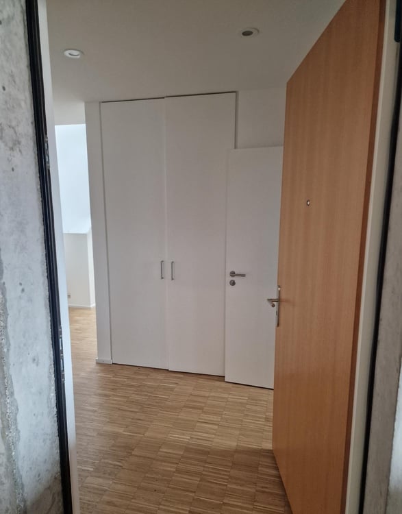 Moderne 1.5-Zimmer-Duplex-Wohnung mit Balkon 12