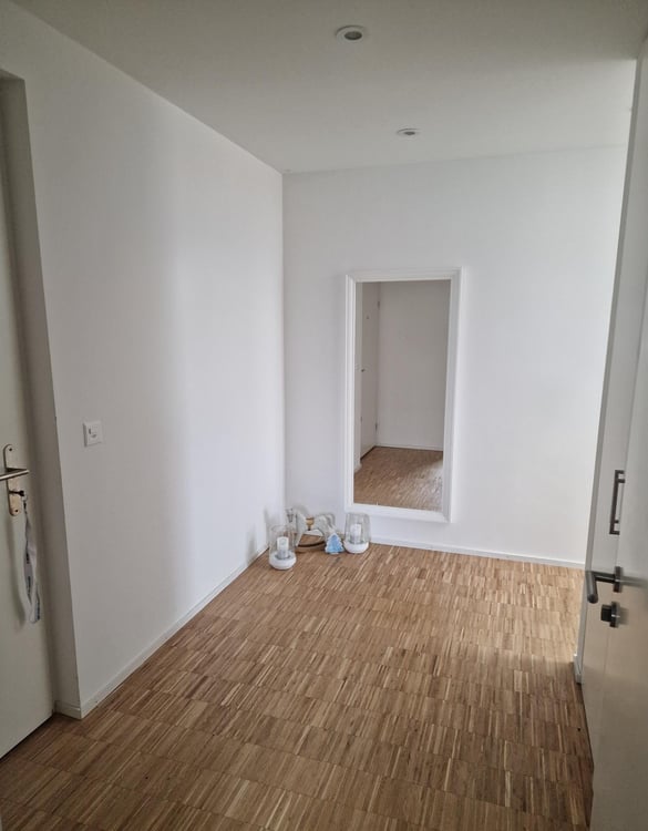 Moderne 1.5-Zimmer-Duplex-Wohnung mit Balkon 9