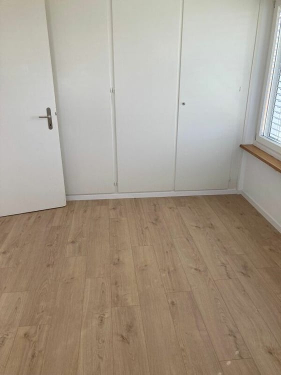 helle, grosszügige 6.5-ZWG, 1. OG mit Terrassenbalkon 2