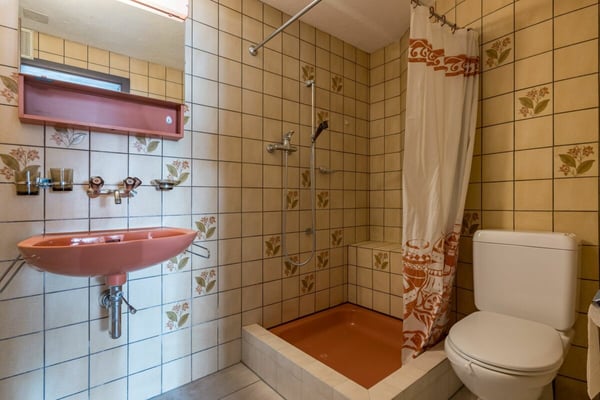 Grosszügiges, freistehendes Einfamilienhaus mit Einliegerwohnung 14