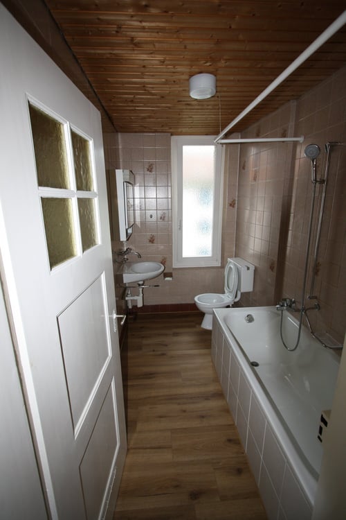 Gemütliche 2-Zimmer-Altbauwohnung im Breitsch 9