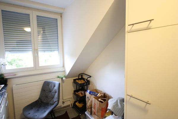 Charmante 2-Zimmer-Dachgeschosswohnung in Bern-Wabern 7