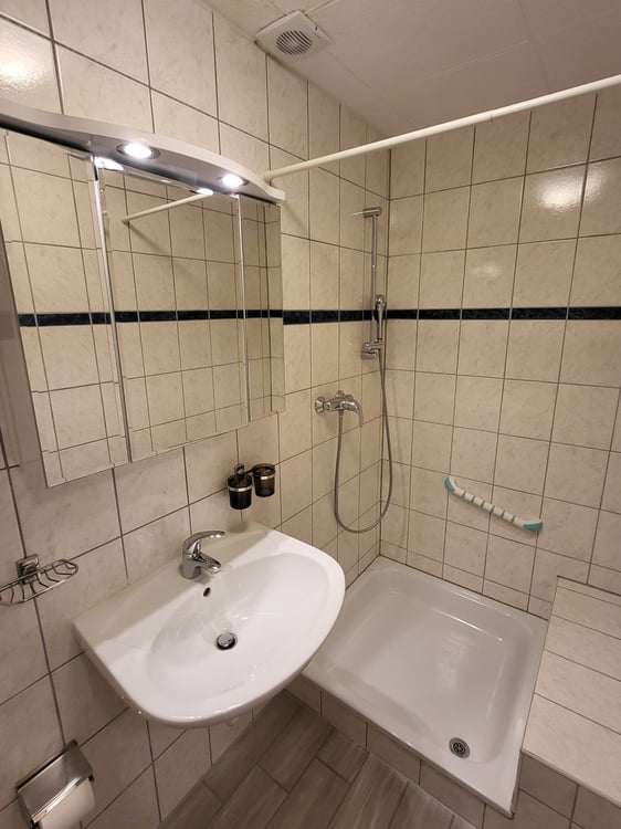 Appartement de 2 pièces avec terrasse 6