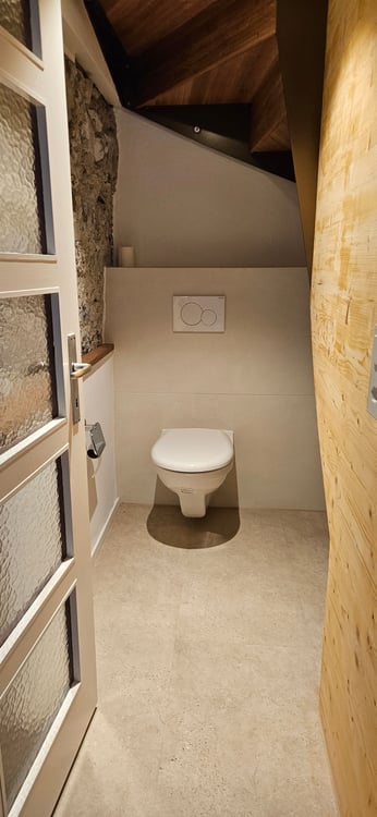 Charmanter umfassend sanierter 1.5 Zimmer-Hausteil in der Gemeinde Hombrechtikon 8