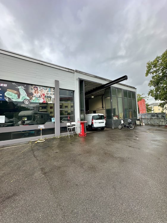 Vielseitige Werkstatt- und Ausstellungsfläche 3