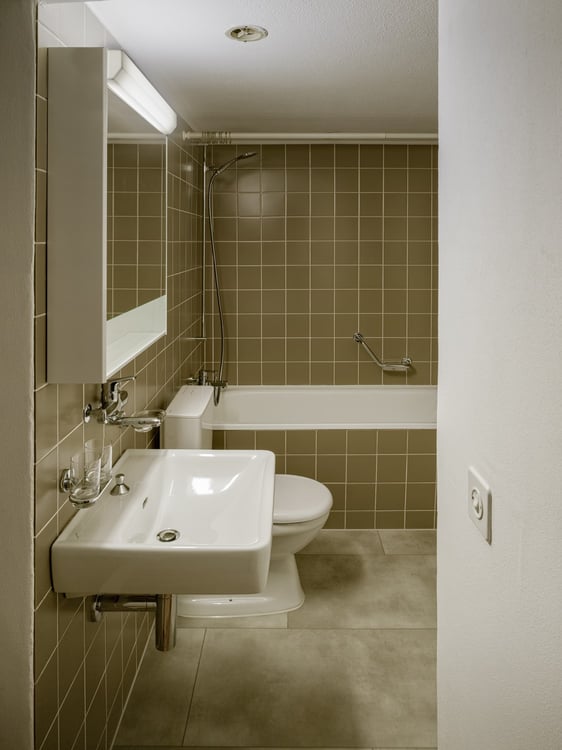 Leben mitten in Bern: Charmante 3-Zimmerwohnung mit Studio an der Kramgasse 5