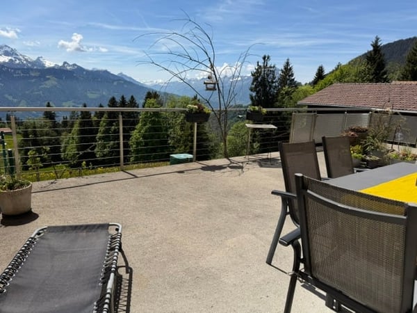 Charmantes Haus in Beatenberg mit atemberaubender Aussicht 4